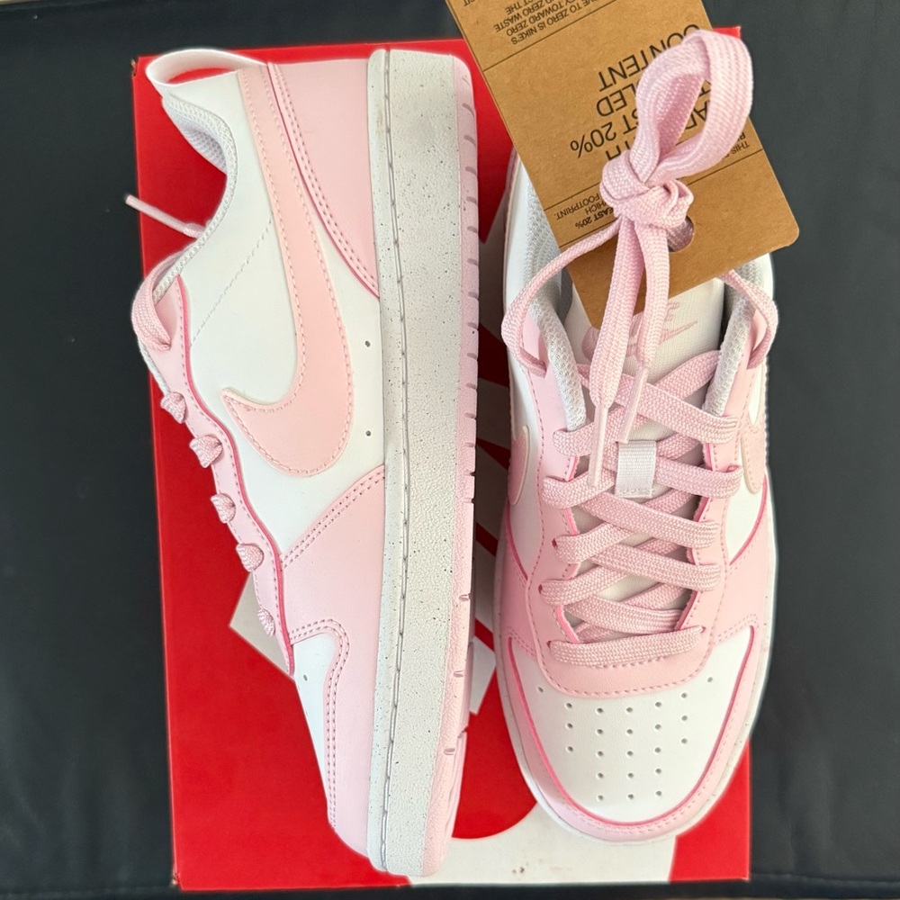 NEW Nike kids court borough low redraft sneakers shoes. Sz 5 Y/6.5 W pink white. - Picture 2 of 16